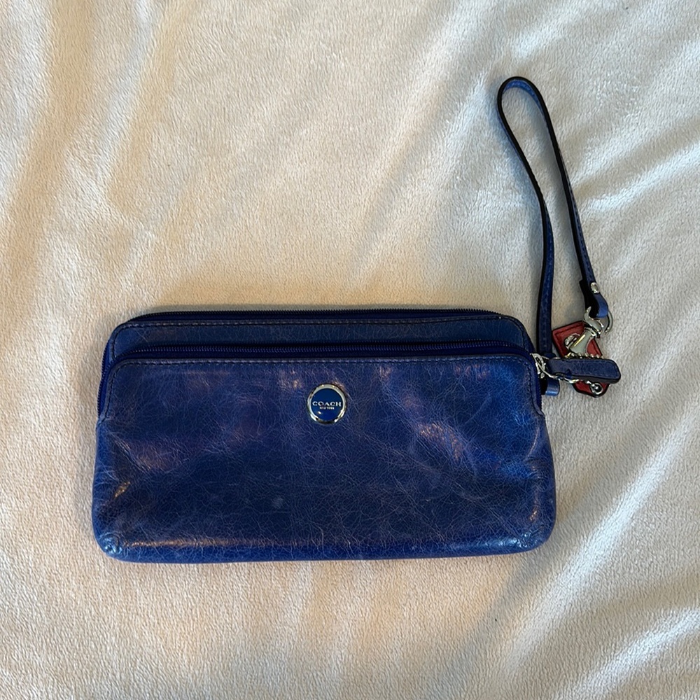 Coach Leather Wallet/Clutch